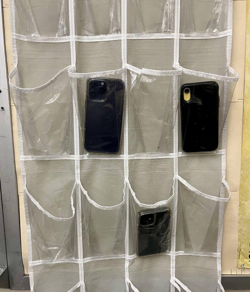 Cellphone Use In School On The Line Again